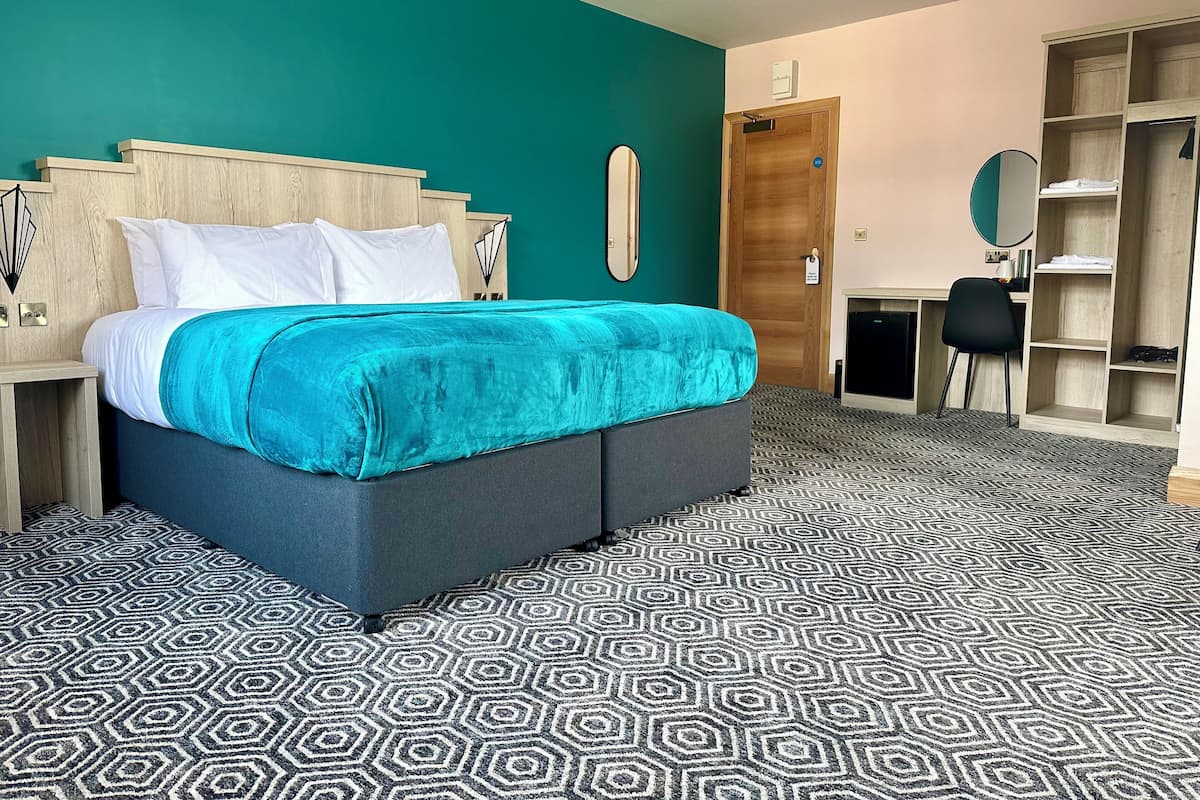 Superior Double Room (luxury double)