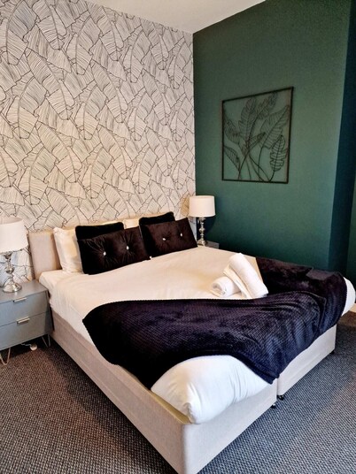 Fantastic Home! Football Fans -5 min to Stadium