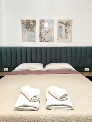 1 soverom, strykejern/-brett, wi-fi og sengetøy