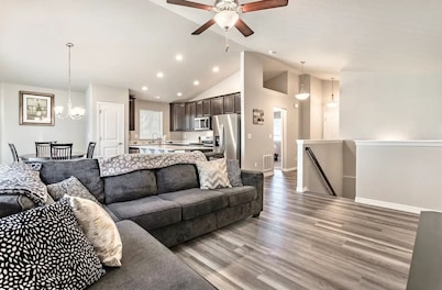 •Estates at Volga Dr• GameRoom, Wine & HotTub
