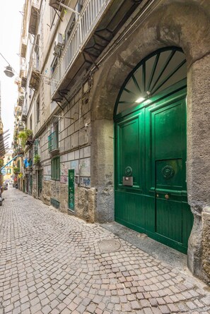 Studio | 1 bedroom - Lioy 25 by Napoliapartments - Camera 1 (Naples)