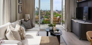 Apartment | Living area - Designer Penthouse Panoramic Views London 2 Beds (London)