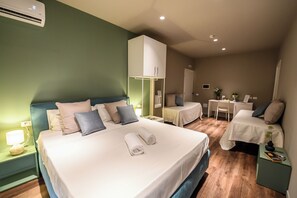 Deluxe Quadruple Room | Soundproofing, free WiFi