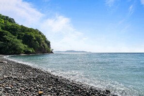 Beach - Villa Zanzibar - Four Bedroom Villa, Sleeps 8 (Case-Pilote)