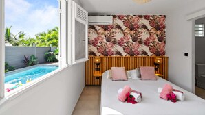 4 bedrooms, iron/ironing board, WiFi (free), bed sheets