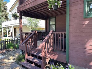 Terrace/patio - Alpenglow- Great location in Town of Crested Butte (Crested Butte)