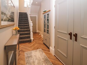 Cottage | Interior - Netherdale Penthouse (Buxton)