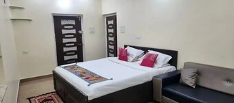 Private Room 2 - Paddy's Luxurious Home Sta