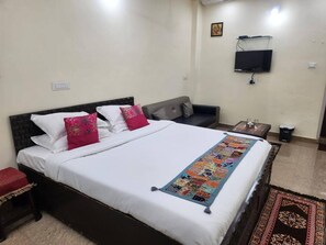 1 室のベッドルーム、WiFi (無料)、ベッドシーツ