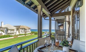Property grounds - Upscale Tuscan-inspired retreat with private courtyard & breathtaking Gulf views (Rosemary Beach)