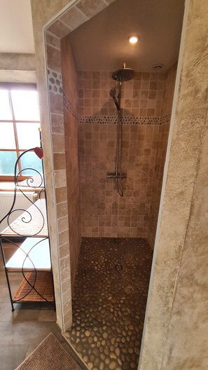 Dusche, Toilettenpapier