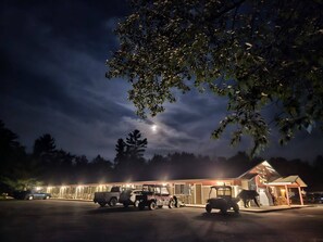 Exterior - Trails Inn Quadna Mountain Motel & RV (Hill City)