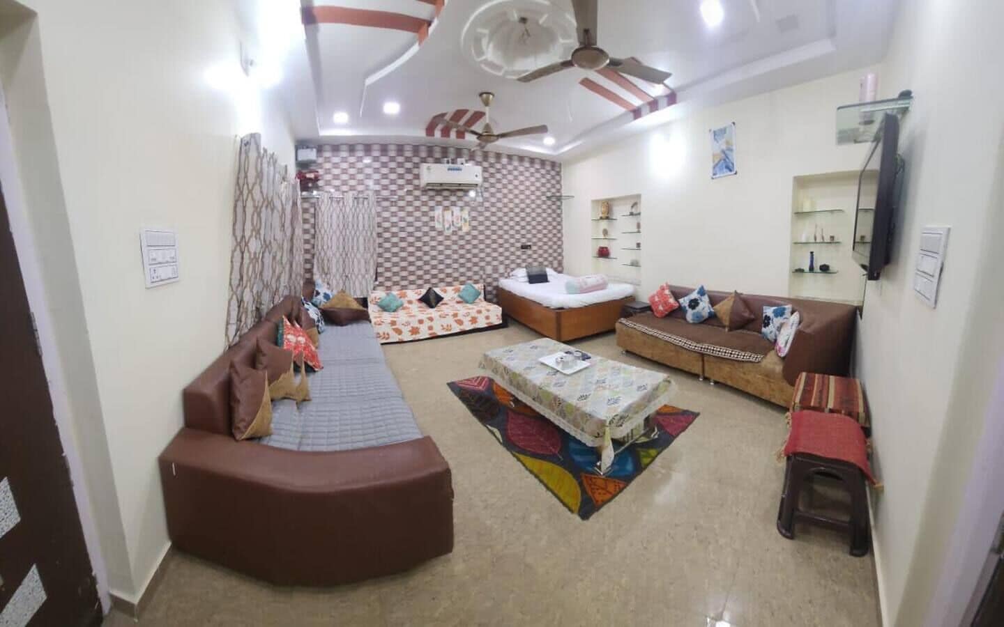 3 間睡房、免費 Wi-Fi、床單