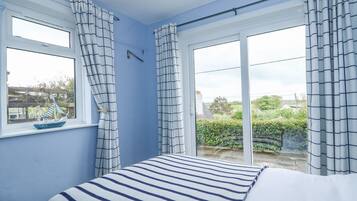 3 makuuhuonetta, yksilöllisesti sisustettu, yksilöllisesti kalustettu