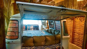 1 habitación, wifi y ropa de cama