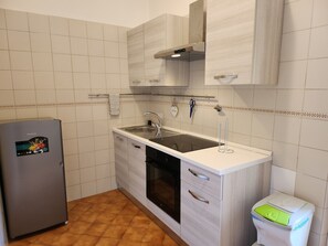 Mikrowelle, Ofen, Herdplatte