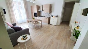 Smart TV - 2 bedroom apartment 5 minutes from Pompeii and Sorrento (Castellammare di Stabia)