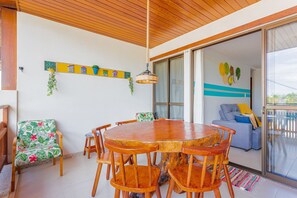 Dining - IT57 Apto Pé na Areia - Praia da Espera (Camaçari)