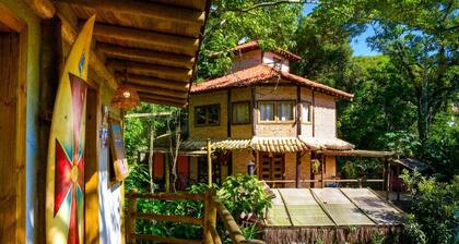 Casa Caiçara Veio do Rio - Quarto Casal 03 Quarto em São Sebastião, Brasil