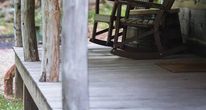 Log Cabin w HotTub near Seneca Rocks & Spruce Knob