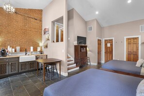 1 soverom, strykejern/-brett, wi-fi og sengetøy