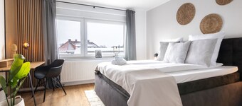 Spacious 3-rooms apartment in the center