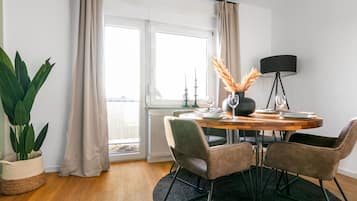 Familielejlighed - 2 soveværelser | Skrivebord, gratis Wi-Fi
