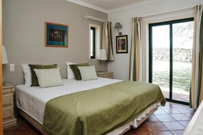 4 quartos, Wi-Fi, roupa de cama