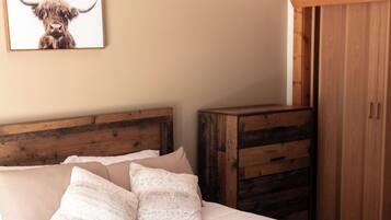 2 bedrooms, free WiFi, bed sheets