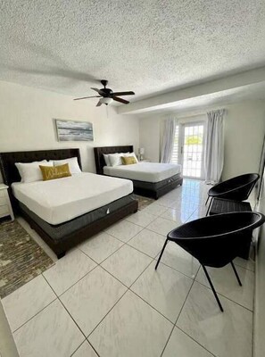 5 bedrooms, WiFi - Vistamar 5-bedroom Villa with pool (Carolina)