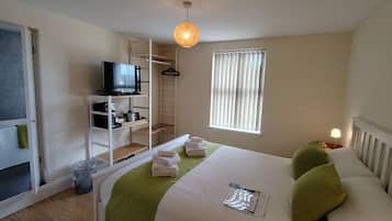 Doppelzimmer (Room 2)