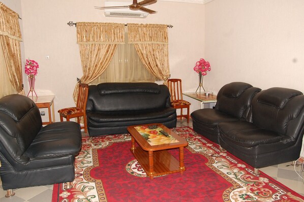 Reception - HOTEL SAFARI Cotonou (Cotonou)