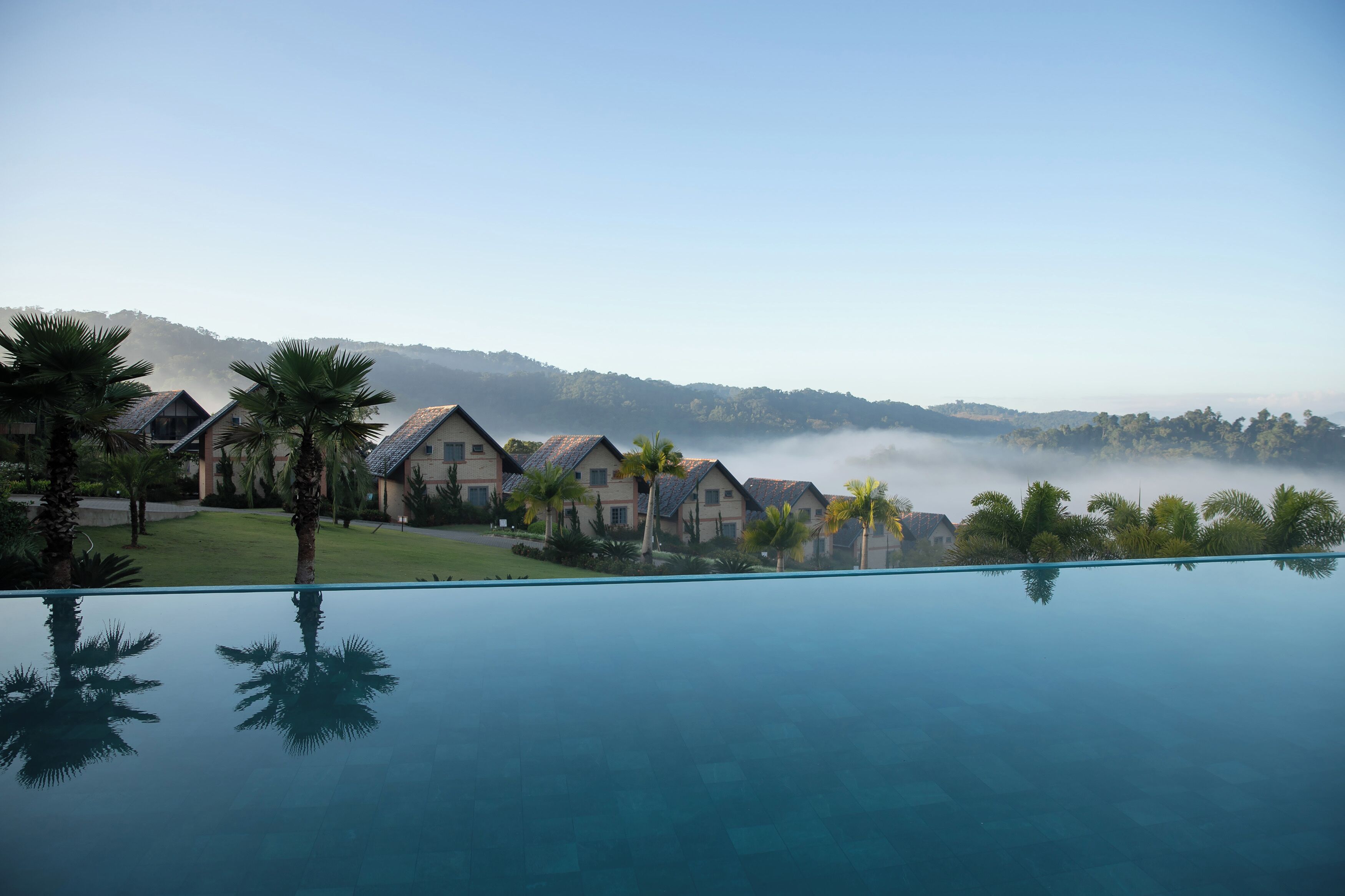 2 indoor pools, outdoor pool, open 8:00 AM to 8:00 PM, sun loungers