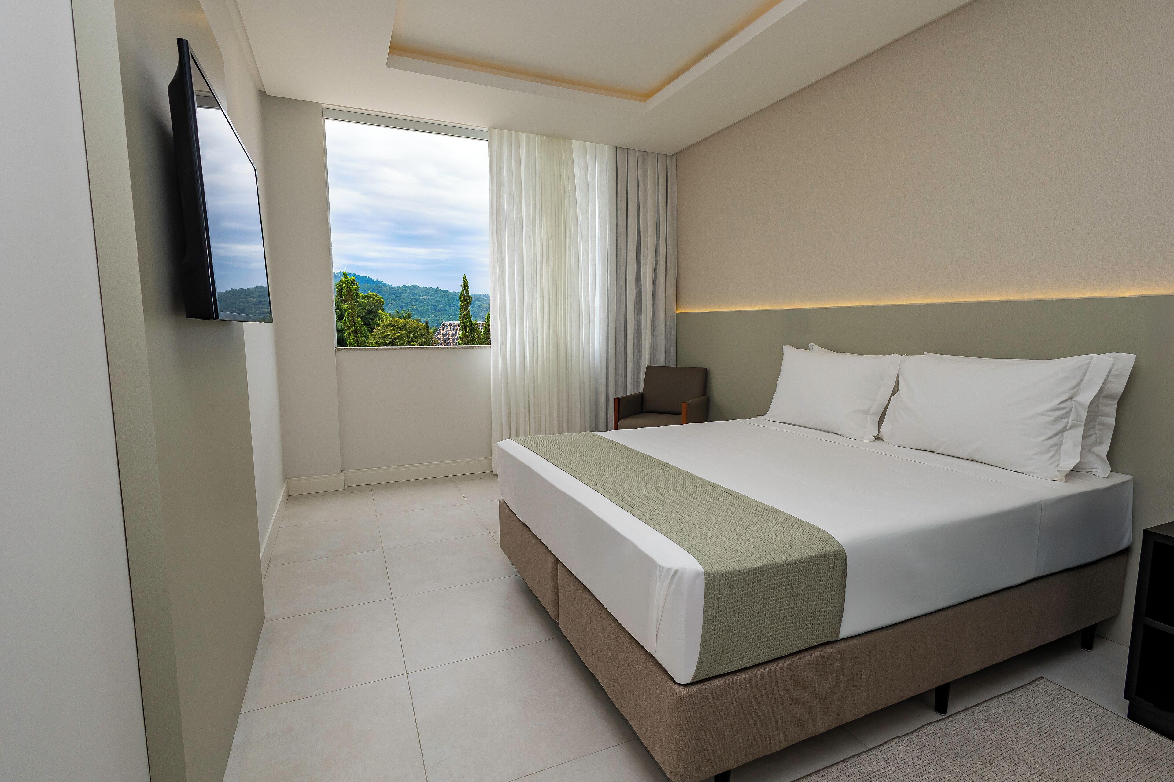 Quarto casal ou duplo standard | Cofres nos quartos, cortinas blackout, quartos à prova de som