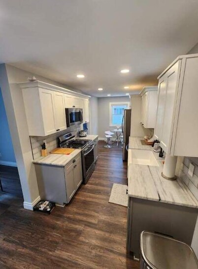 Comfy 3BR 6min drive Downtown Harbor Center, Buffalo Bills fan favorite.