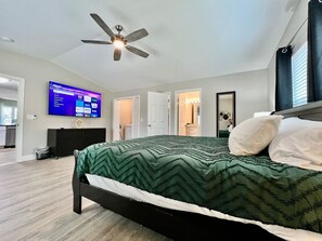 3 bedrooms, iron/ironing board, travel cot, WiFi