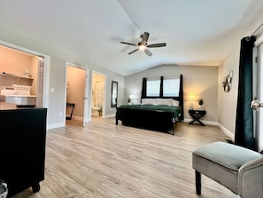 3 habitaciones, tabla de planchar con plancha, cuna de viaje y wifi