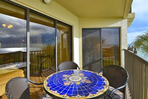 Condo, 1 King Bed with Sofa bed (Land's End 6-303 Beach Front - Premie) | Outdoor dining - Land's End 6-303 Beach Front - Premier (Treasure Island)