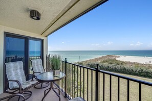 Condo, 1 Queen Bed with Sofa bed (Land's End 6-404 Beach Front) | Property grounds - Land's End 6-404 Beach Front (Treasure Island)
