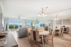 Condo, 1 King Bed (Land's End 7-202 Beach Front) | Interior - Land's End 7-202 Beach Front (Treasure Island)