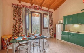 Dining - Studio with balcony and air conditioning (Isola di Albarella)