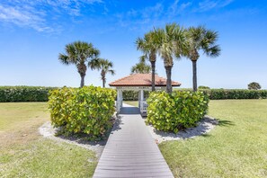 Condo, 1 King Bed with Sofa bed (Land's End 7-204 Beach Front) | Terrace/patio - Land's End 7-204 Beach Front (Treasure Island)