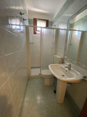 Bathroom - Holiday home Single villa with swimming pool (Isola di Albarella)