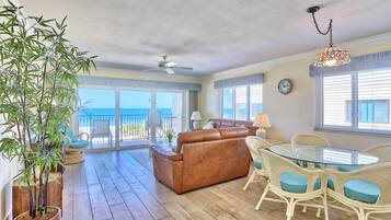 Condo, 1 King Bed (Land's End 7-406 Beach Front - Premie) | Interior