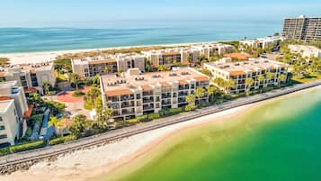 Condo, 1 King Bed (Land's End 9-202 Beach Front) | Exterior