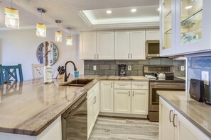 Condo, 1 King Bed (Land's End 9-304 Beach Front - Premie) | Private kitchen | Oven, toaster - Land's End 9-304 Beach Front - Premier (Treasure Island)