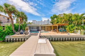 Casa, varias camas (Manatee Home - Water Front Pool Home) | Alberca