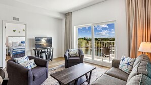 คอนโด, หลายเตียง (Madeira Bay Resort I 1505) | บริเวณนั่งเล่น