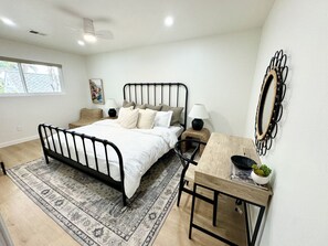 4 bedrooms, desk, iron/ironing board, WiFi