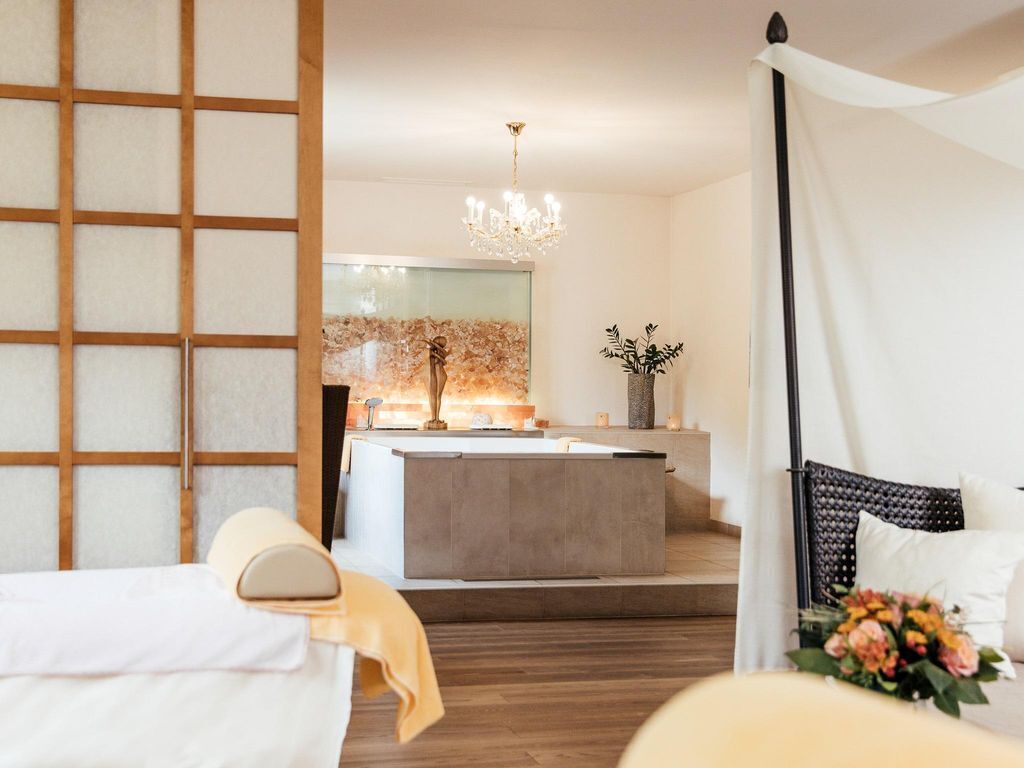 Juniorsuite 42 M² Halbpension - Thermenwelt Hotel Pulverer - Bad Kleinkirchheim